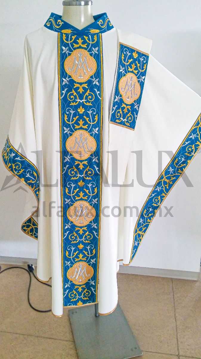 07 JHS MA Laterales Cuello Bordado Tafeta Azul Petroleo Brocado